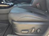 Thumbnail of 2022 Clear White/Black Roof Kia Seltos