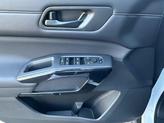 Thumbnail of 2025 Everest White P Nissan Pathfinder