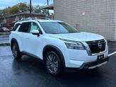 Thumbnail of 2025 Everest White P Nissan Pathfinder