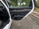 Thumbnail of 2021 Glacial White Pearl Kia K5