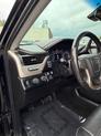 Thumbnail of 2017 Onyx Black GMC Yukon XL