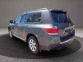 Thumbnail of 2012 Gray Toyota Highlander
