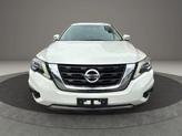 Thumbnail of 2017 White Nissan Pathfinder