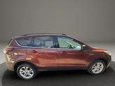 Thumbnail of 2018 Red Ford Escape