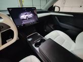 Thumbnail of 2022 Pearl White Multi-Coat Tesla Model Y