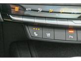 Thumbnail of 2025 Crystal White Tricoat Cadillac XT4