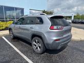 Thumbnail of 2019 Billet Silver Metallic Clearcoat Jeep Cherokee