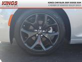 Thumbnail of 2023 Silver Mist Clearcoat Chrysler 300