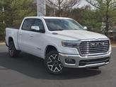 Photo of 2025 Ivory White Tri-Coat Pearlcoat RAM 1500