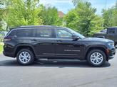 Thumbnail of 2021 Diamond Black Crystal Pearlcoat Jeep Grand Cherokee L