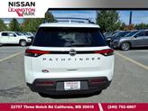 Thumbnail of 2025 Everest White Pearl Tricoat Nissan Pathfinder