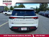 Thumbnail of 2025 Everest White Pearl Tricoat Nissan Pathfinder