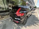 Thumbnail of 2022 Onyx Black Metallic Volvo XC40