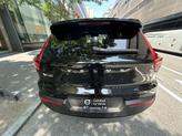 Thumbnail of 2022 Onyx Black Metallic Volvo XC40