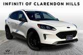 Photo of 2022 Star White Ford Escape