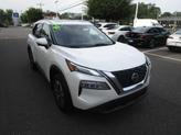 Thumbnail of 2021 Pearl White Tricoat Nissan Rogue