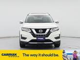 Thumbnail of 2017 White Nissan Rogue