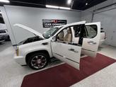 Thumbnail of 2013 White Diamond Tricoat Cadillac Escalade EXT