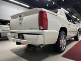 Thumbnail of 2013 White Diamond Tricoat Cadillac Escalade EXT