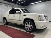 Thumbnail of 2013 White Diamond Tricoat Cadillac Escalade EXT