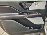 Thumbnail of 2023 Silver Radiance Metallic Lincoln Aviator