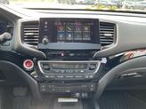 Thumbnail of 2022 Platinum White Pearl Honda Pilot
