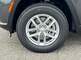 Thumbnail of 2025 Metallic Jeep Grand Cherokee L