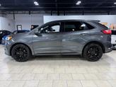 Thumbnail of 2019 Magnetic Metallic Ford Edge