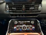 Thumbnail of 2022 Infinite Black Metallic Clearcoat Lincoln Navigator