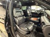 Thumbnail of 2022 Infinite Black Metallic Clearcoat Lincoln Navigator