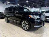 Thumbnail of 2022 Infinite Black Metallic Clearcoat Lincoln Navigator