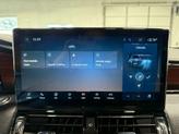 Thumbnail of 2022 Infinite Black Metallic Clearcoat Lincoln Navigator