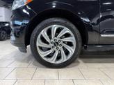 Thumbnail of 2022 Infinite Black Metallic Clearcoat Lincoln Navigator