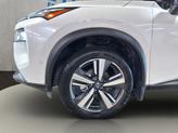 Thumbnail of 2023 Pearl White Tricoat/Super Black Nissan Rogue