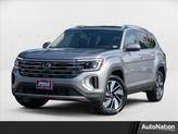 Photo of 2024 Silver Mist Metallic Volkswagen Atlas