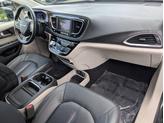 Thumbnail of 2019 Brilliant Black Crystal Pearlcoat Chrysler Pacifica