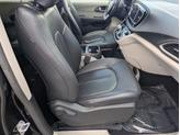 Thumbnail of 2019 Brilliant Black Crystal Pearlcoat Chrysler Pacifica