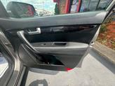 Thumbnail of 2014 Titanium Silver Kia Sorento