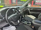 Thumbnail of 2014 Titanium Silver Kia Sorento