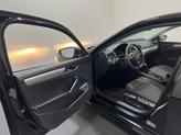 Thumbnail of 2017 Deep Black Pearl Effect Volkswagen Passat