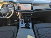 Thumbnail of 2025 Silver Mist Metallic Volkswagen Atlas