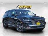 Photo of 2025 Infinite Black Metallic Clearcoat Lincoln Nautilus