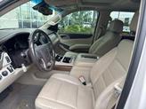 Thumbnail of 2019 White Frost Tricoat GMC Yukon