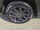 Thumbnail of 2023 Diamond Black Crystal Pearlcoat Jeep Grand Cherokee L