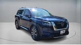 Photo of 2024 Deep Ocean Blue Pearl Nissan Pathfinder