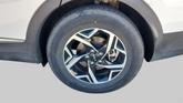 Thumbnail of 2024 Snow White Pearl Kia Sportage