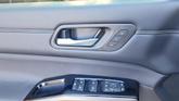 Thumbnail of 2025 Everest White Pearl Tricoat Nissan Pathfinder