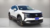 Photo of 2025 Aspen White Tricoat Nissan Kicks