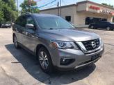 Thumbnail of 2019 Gray Nissan Pathfinder