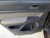 Thumbnail of 2021 Deep Black Pearl Effect Volkswagen Atlas